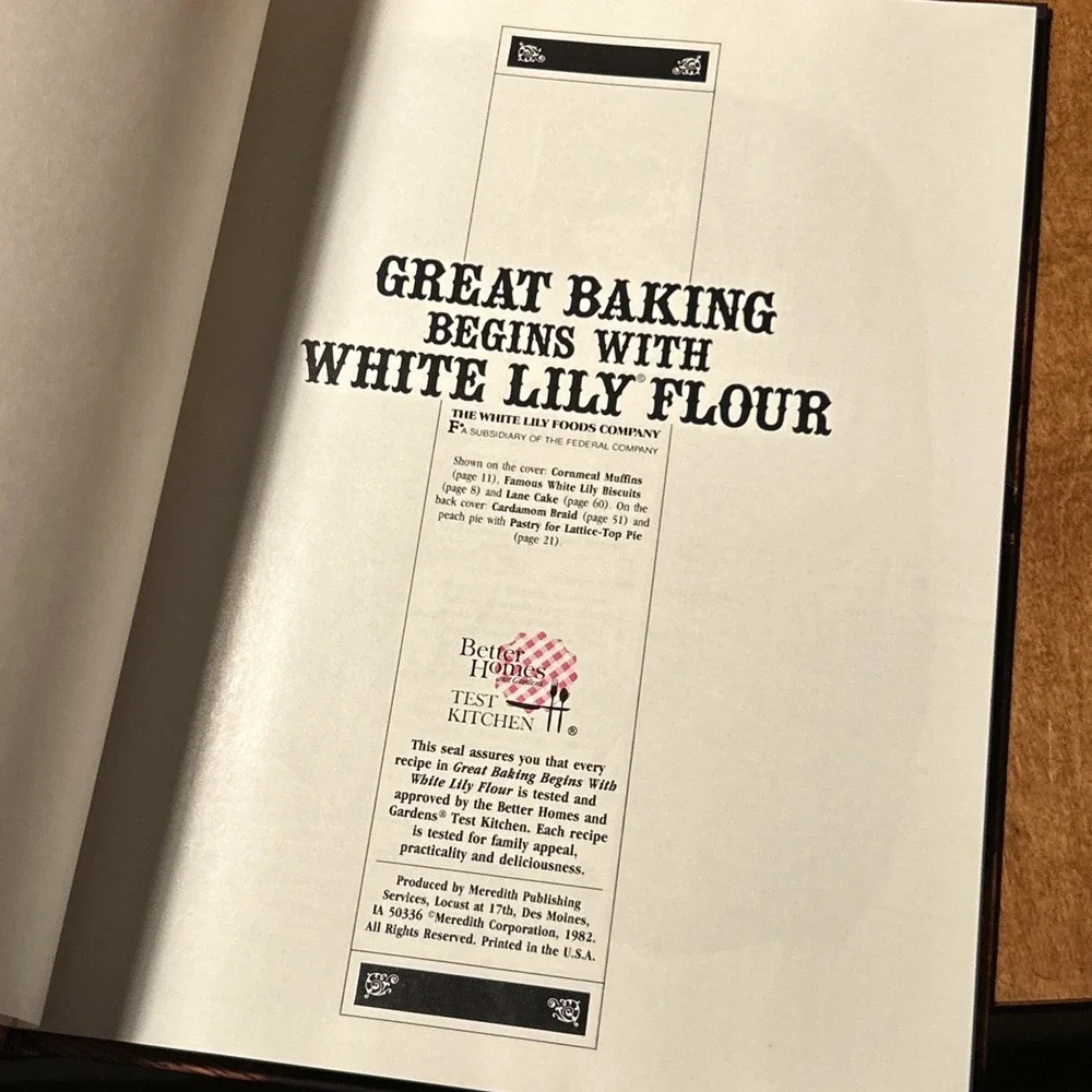 Vintage Great Baking Begins with White Lily Flour Southern Baking Recipes 1982